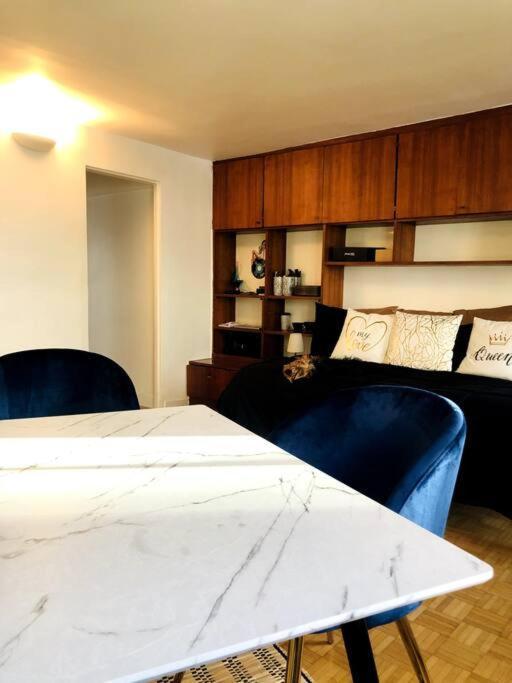 Апартаменты Habitation Salome Париж Экстерьер фото